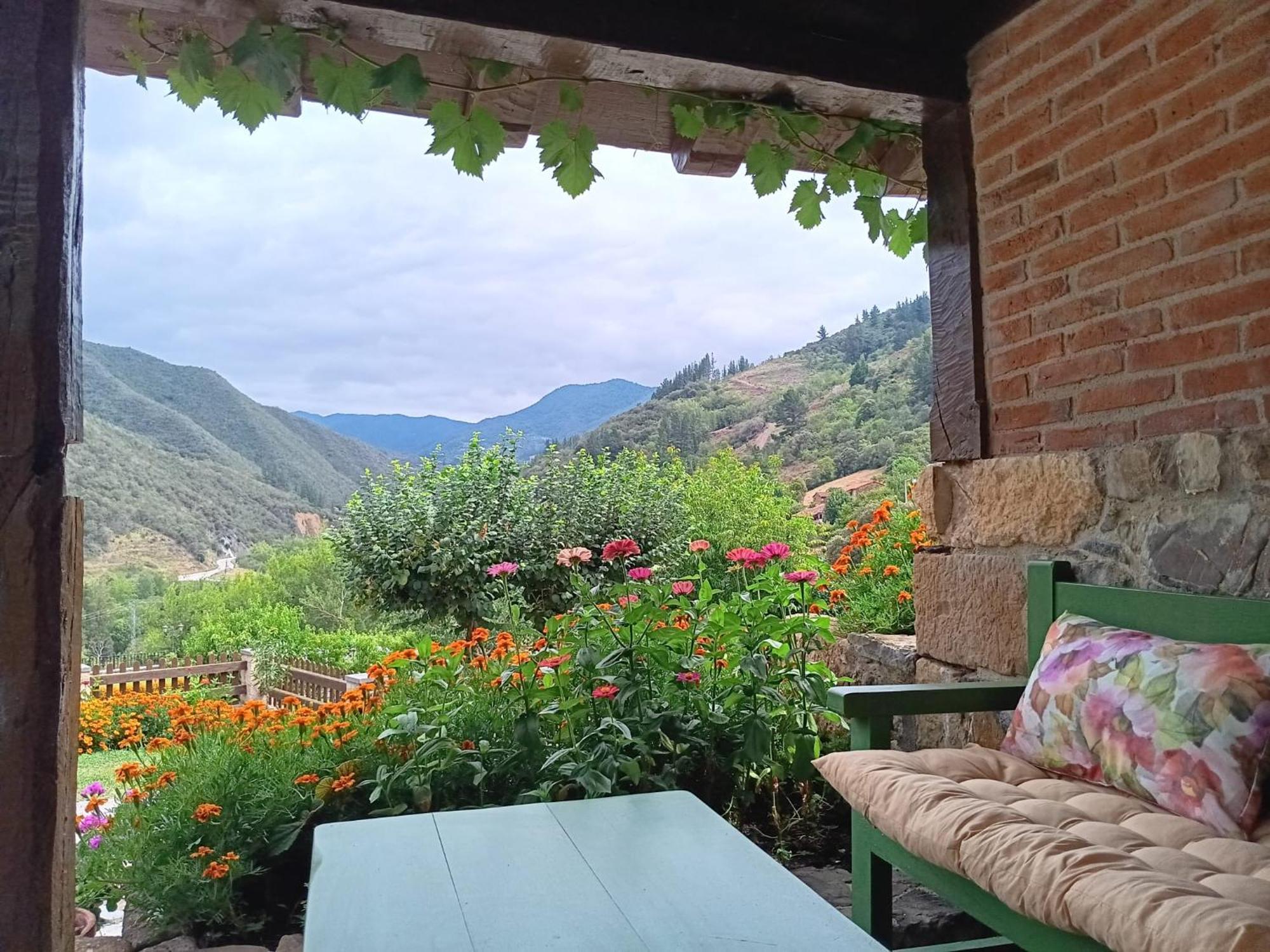 Apartamentos Calm & Nature - Adults Only Cabezón de Liébana Dış mekan fotoğraf