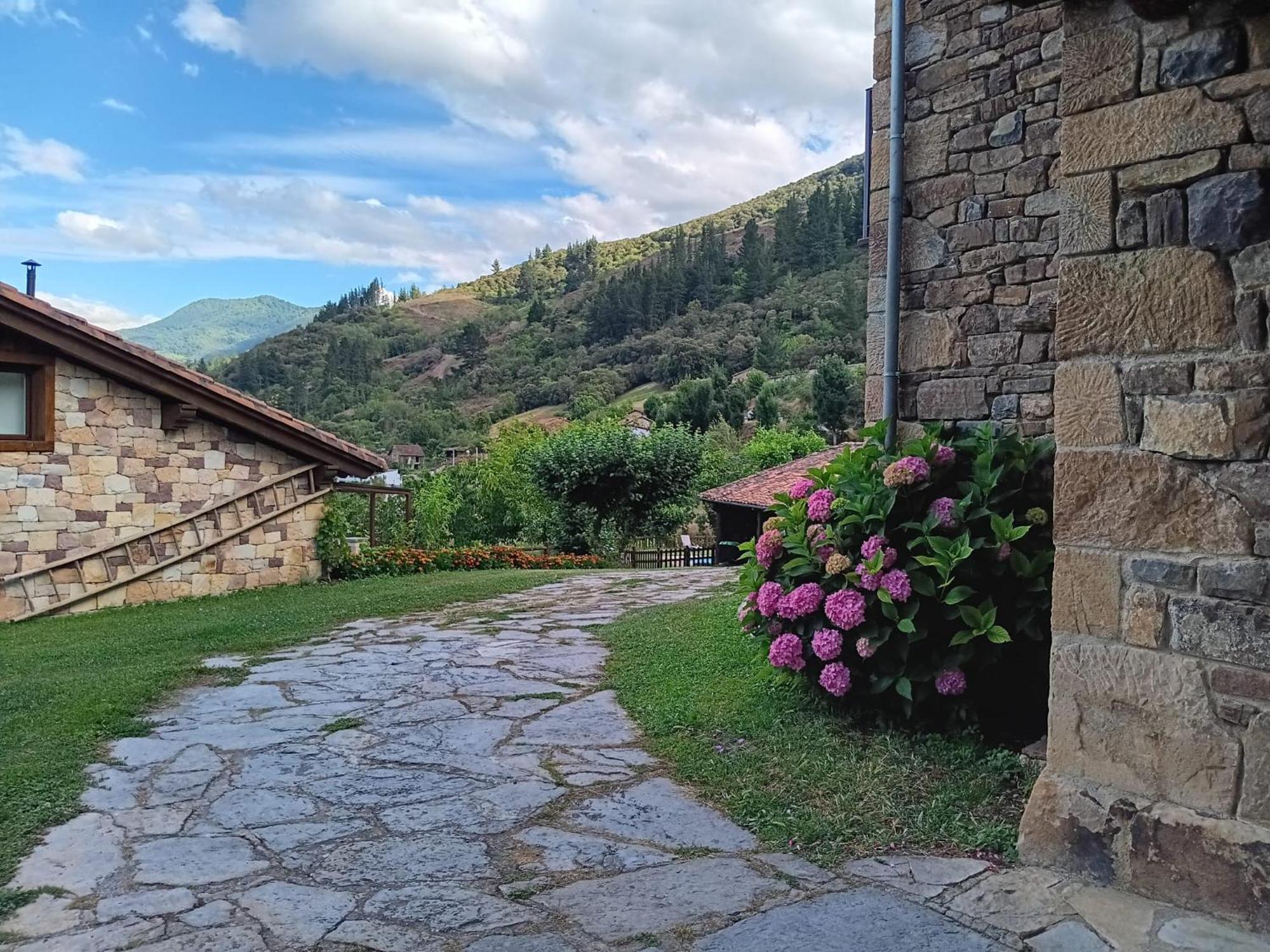 Apartamentos Calm & Nature - Adults Only Cabezón de Liébana Dış mekan fotoğraf