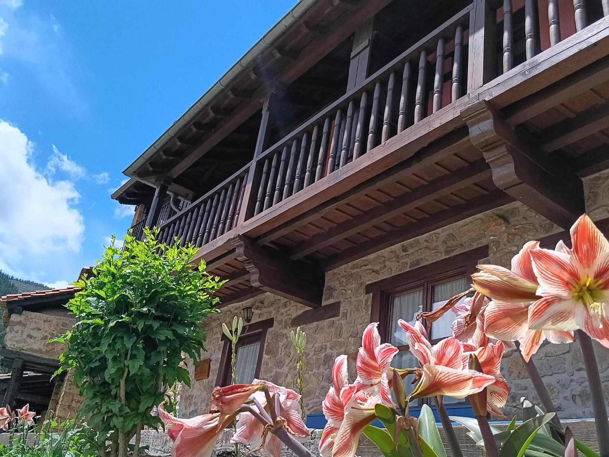 Apartamentos Calm & Nature - Adults Only Cabezón de Liébana Dış mekan fotoğraf